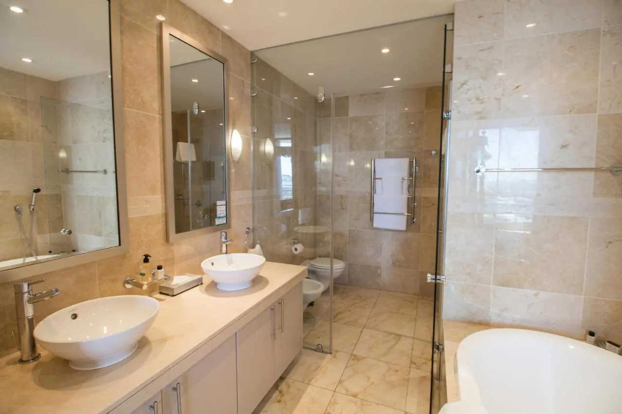 Waterfront Marina 2 Bedroom Yacht View Cape Town