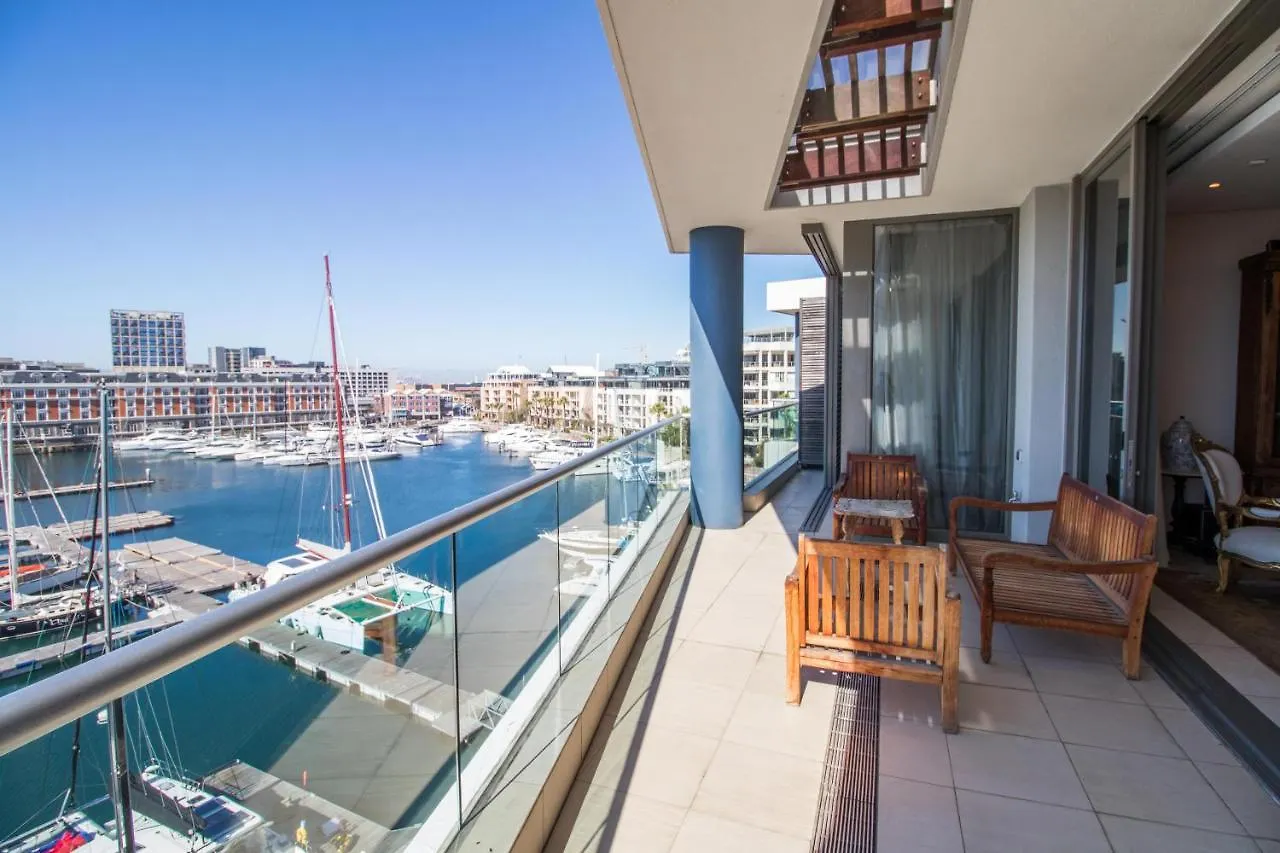 Waterfront Marina 2 Bedroom Yacht View Cape Town