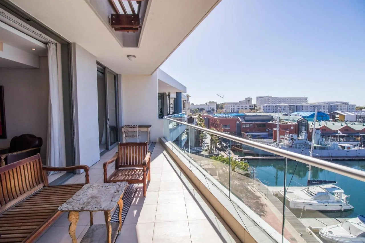 Apartment Waterfront Marina 2 Bedroom Yacht View Cape Town